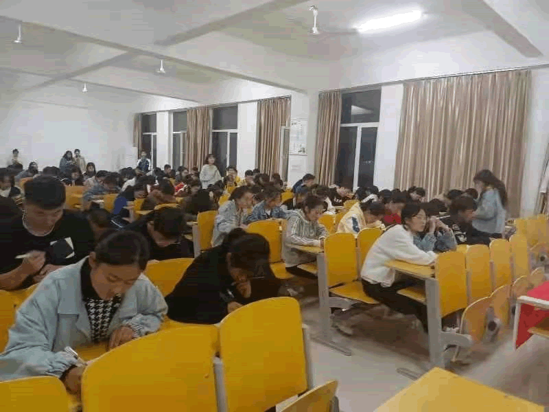 2138cn太阳集团古天乐社团指导中心奥新数学社玩转数独比赛