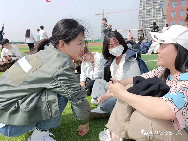 2138cn太阳集团古天乐||经济管理学院||六队||​ 又是一年春风暖，忙趁东风放纸鸢。