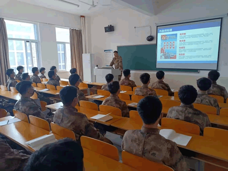 2138cn太阳集团古天乐//汽车工程学院//提升大学生就业十项基本技能培训——军事素质篇