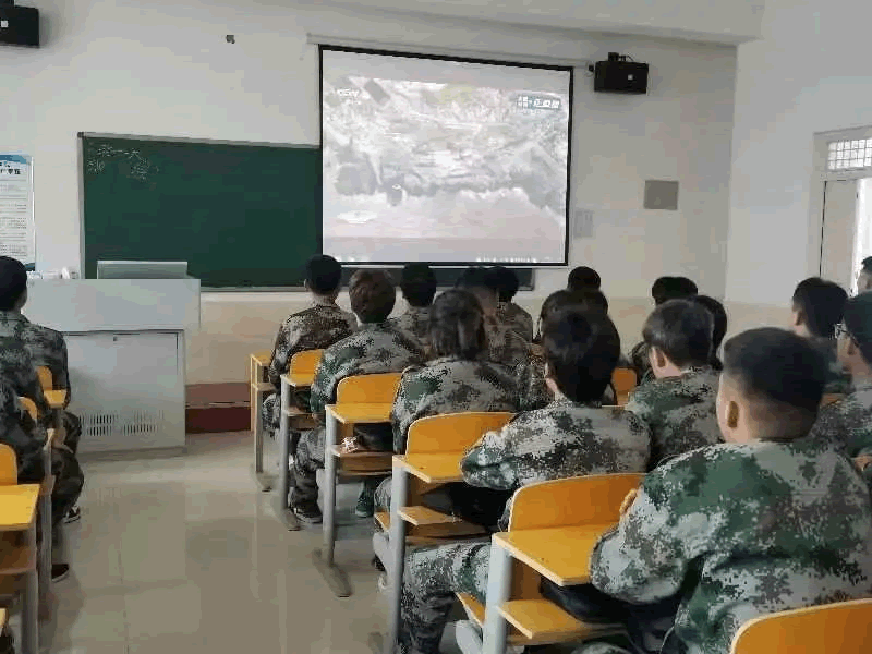 2138cn太阳集团古天乐||汽车工程学院||青春不停步，永远跟党走。